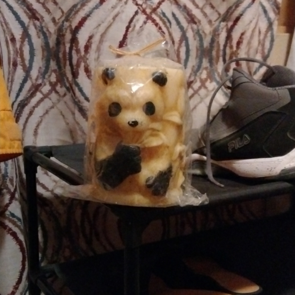 Panda Candle - Picture 5 of 5